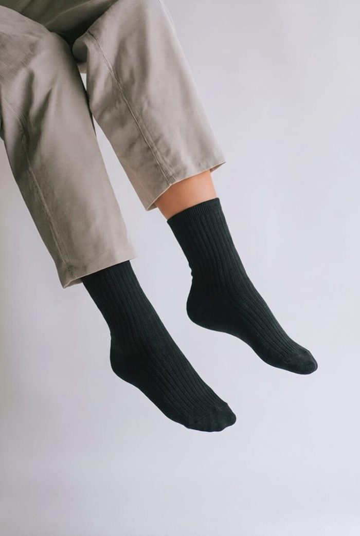 Men’s Classic Ribbed Crew Socks – Black