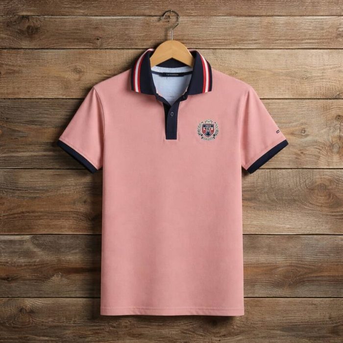 Men’s Contrast Collar Embroidered Crest Logo Polo Shirt – Dusty Pink — image 1