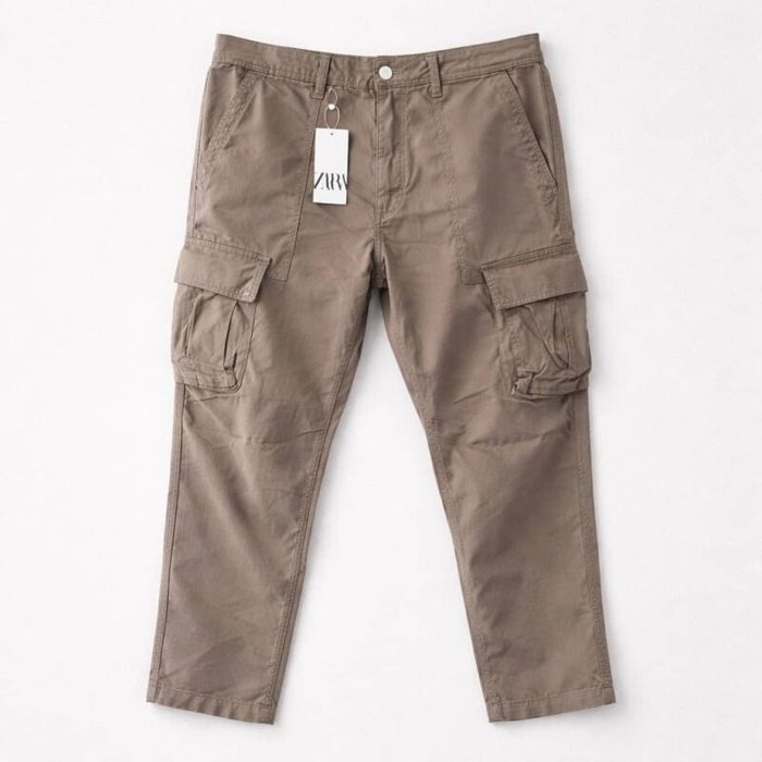 Zara Men’s Urban Tactical Loose-Fit Cargo Pants – Beige